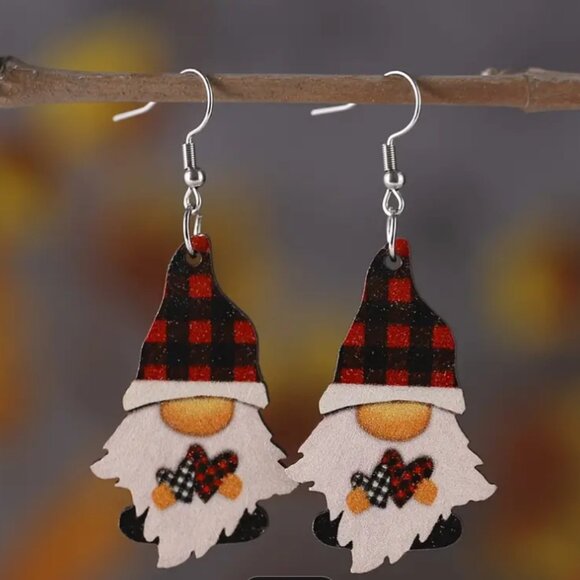 New Vintage Gnome Drop Earrings - Picture 1 of 1